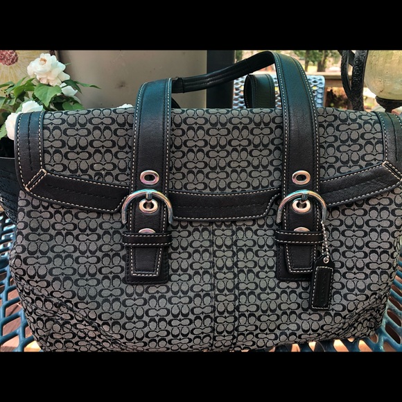 Coach tote - Picture 2 of 8